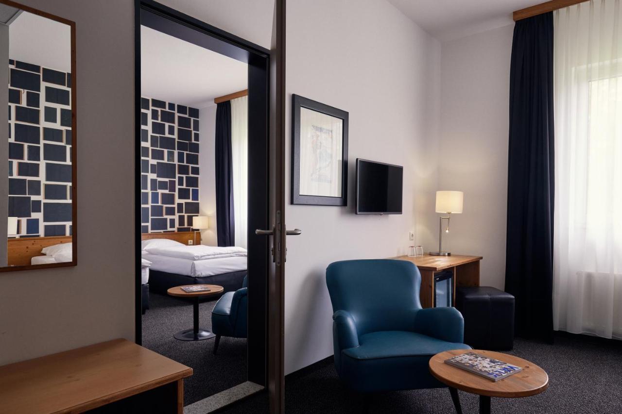 Hotel Hamburg-Wittenburg Van Der Valk Ngoại thất bức ảnh
