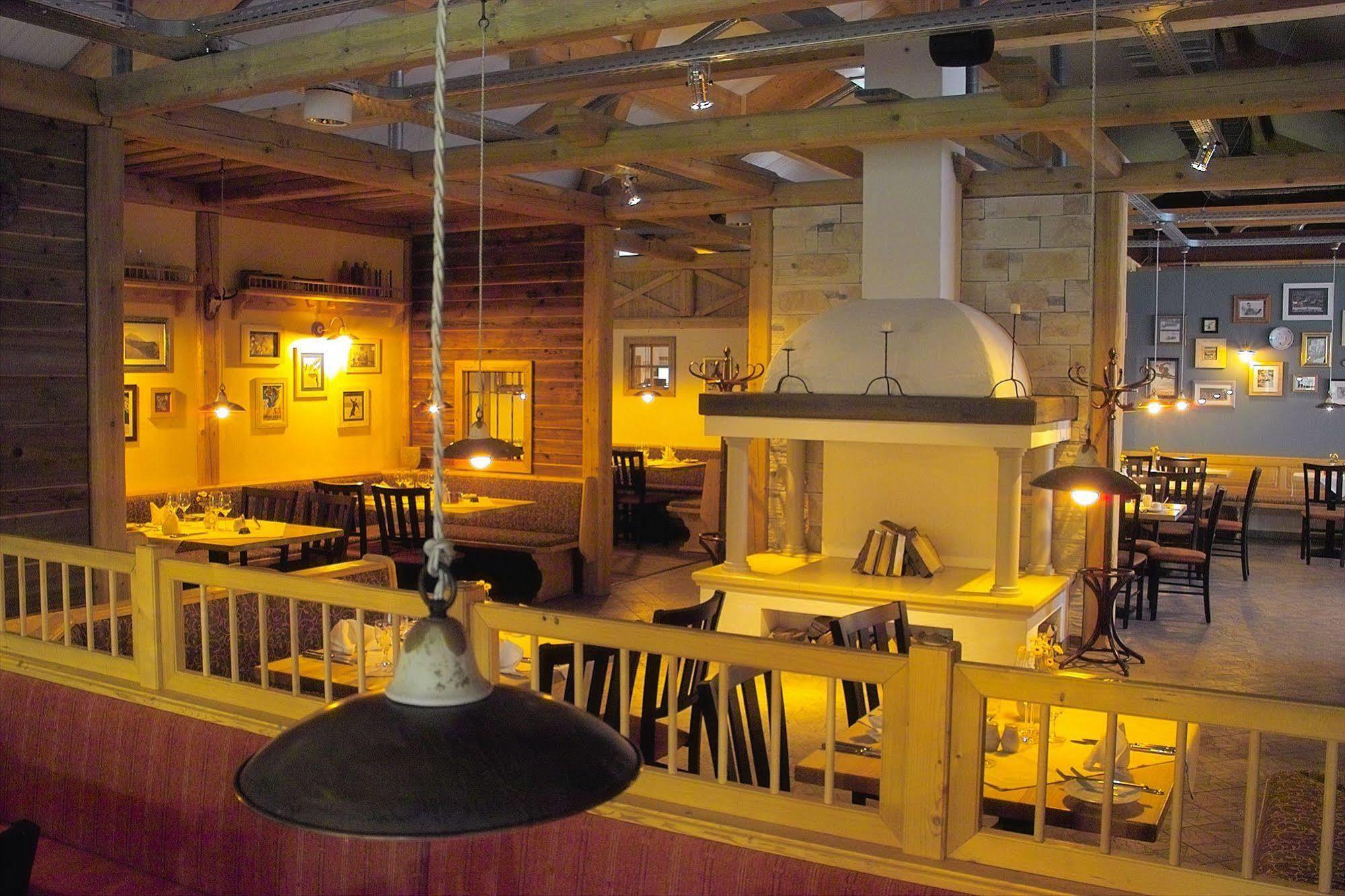 Hotel Hamburg-Wittenburg Van Der Valk Ngoại thất bức ảnh